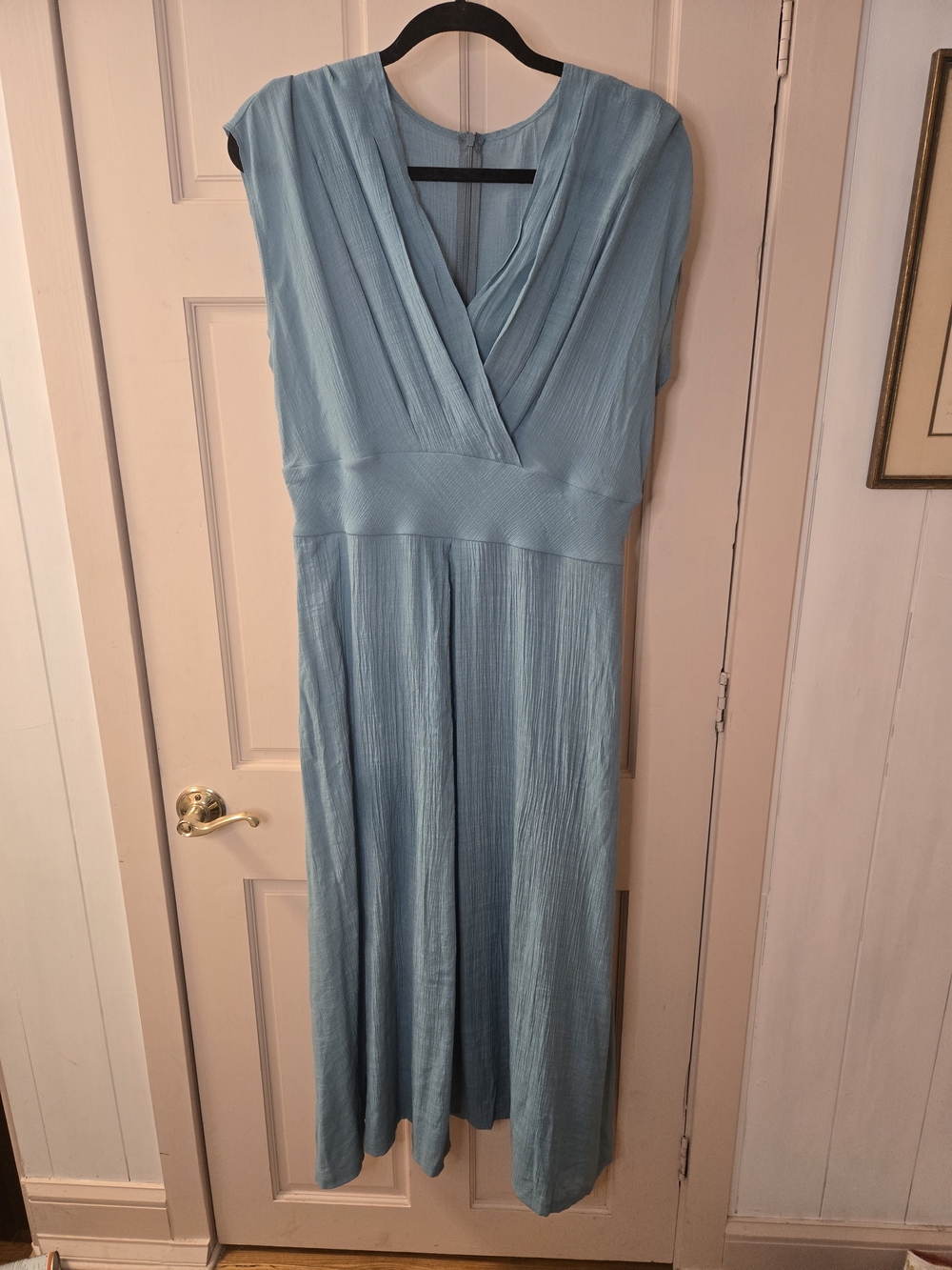 HALARA Light Blue Sleeveless Maxi Dress with Pockets And Zipper Back